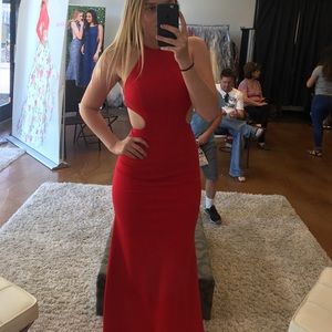 SHERRI HILL RED PROM DRESS